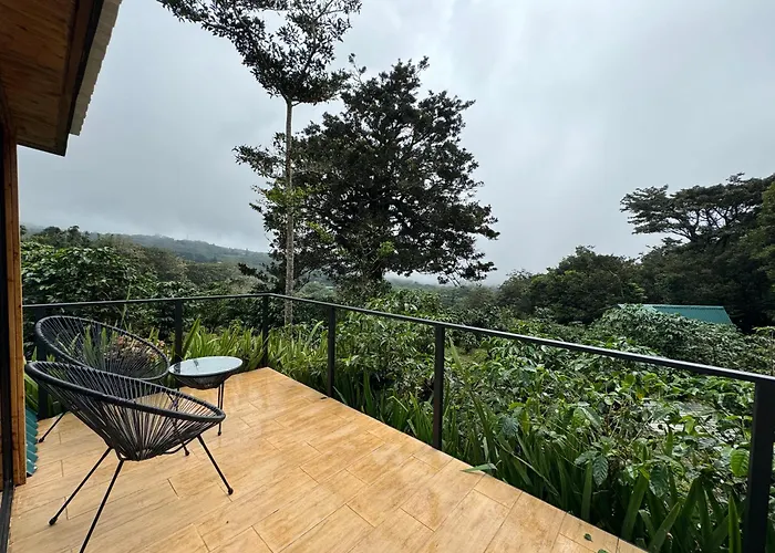 Tityra Lodge